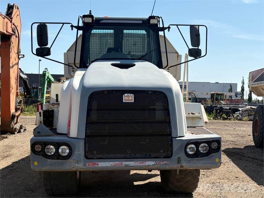 Terex TA30 Liigendraamiga pinnaseveokid