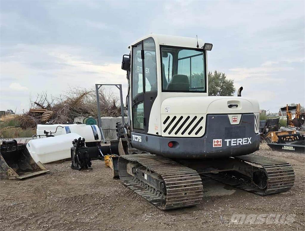 Terex TC75 Roomikekskavaatorid