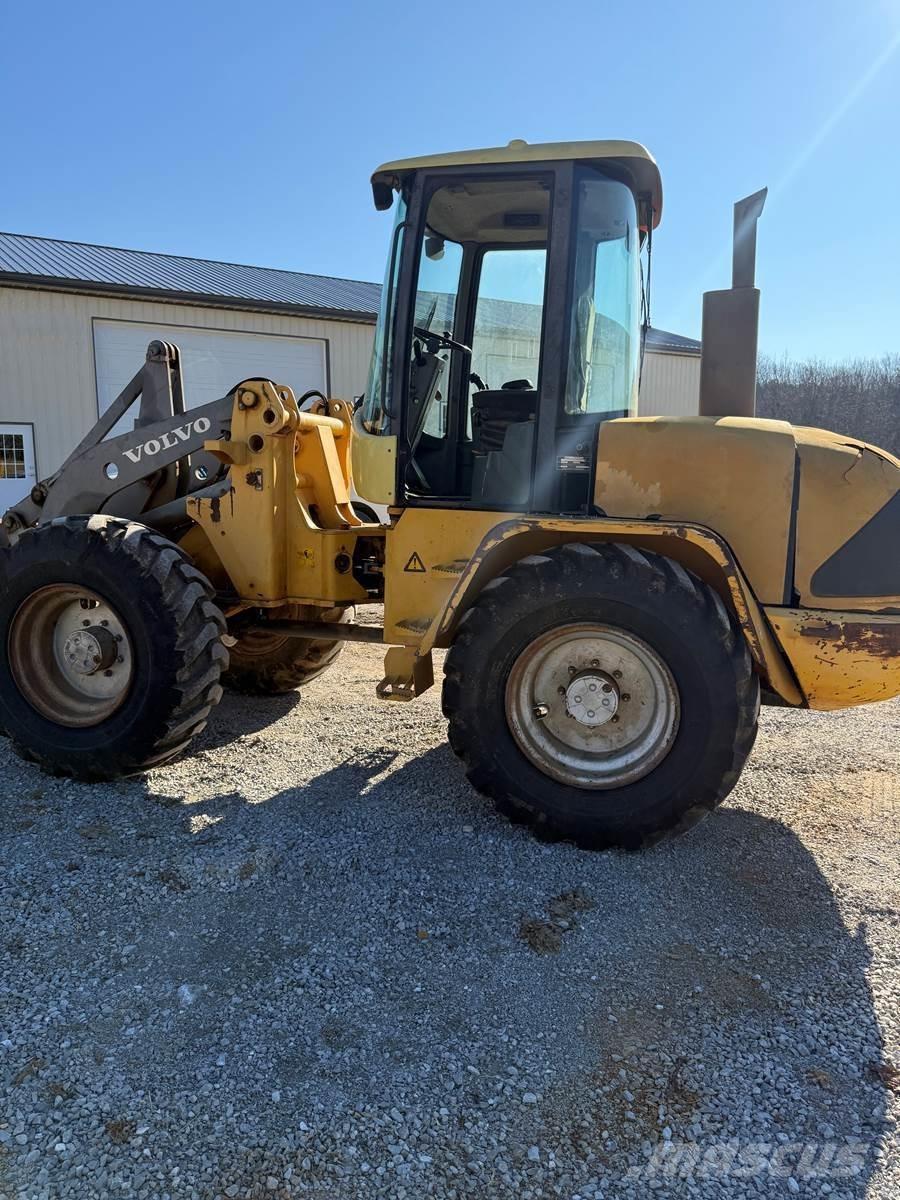 Volvo L45 Rataslaadurid