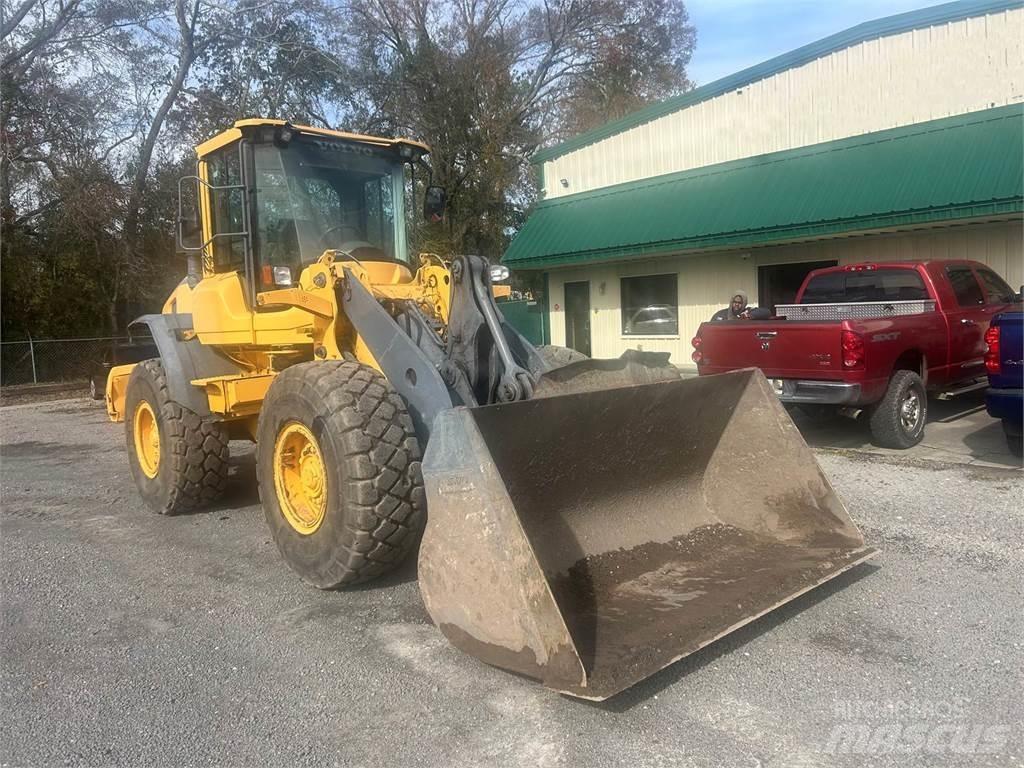 Volvo L70G Rataslaadurid