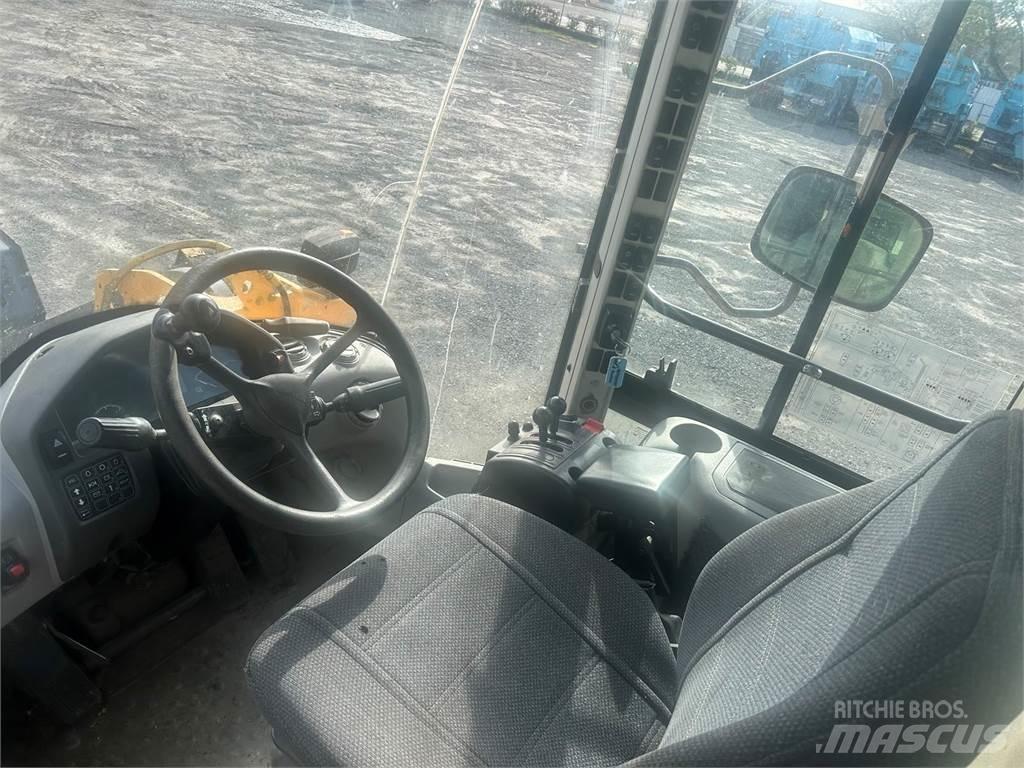 Volvo L70G Rataslaadurid