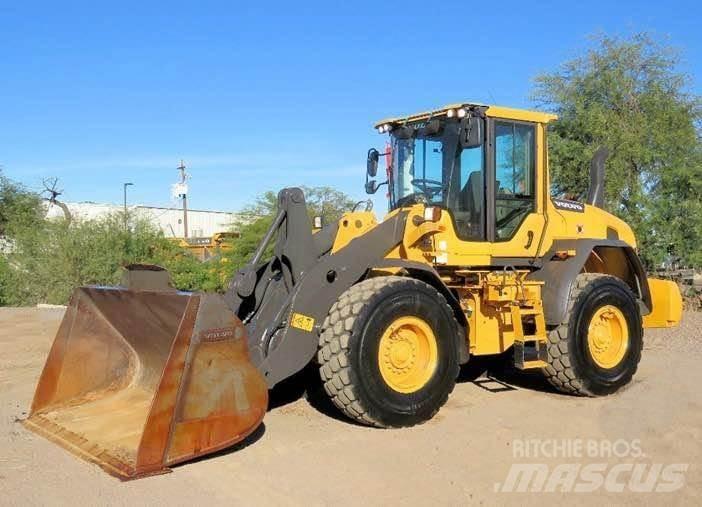 Volvo L90G Rataslaadurid