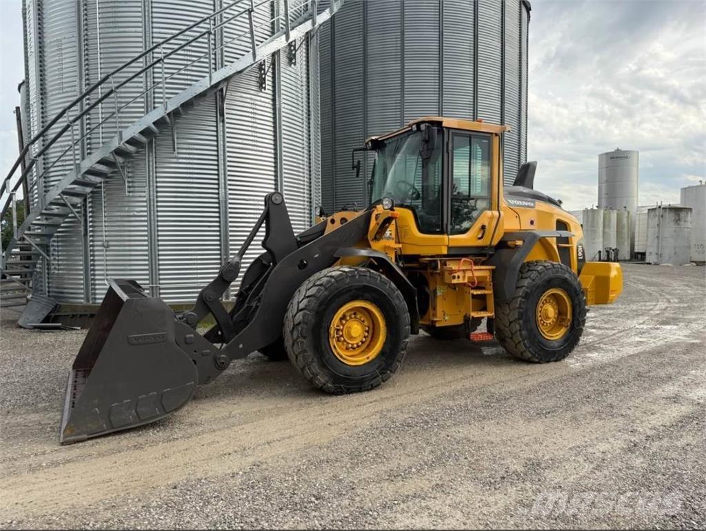 Volvo L90H Rataslaadurid