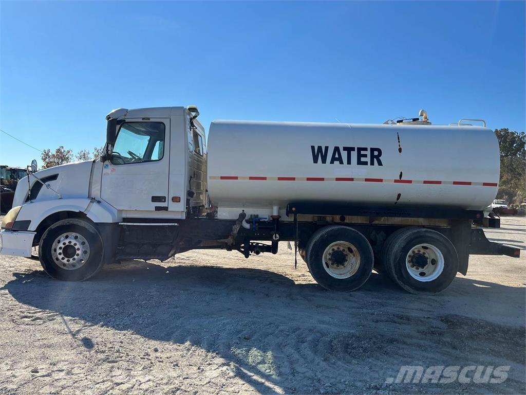 Volvo VNL Tsisternveokid