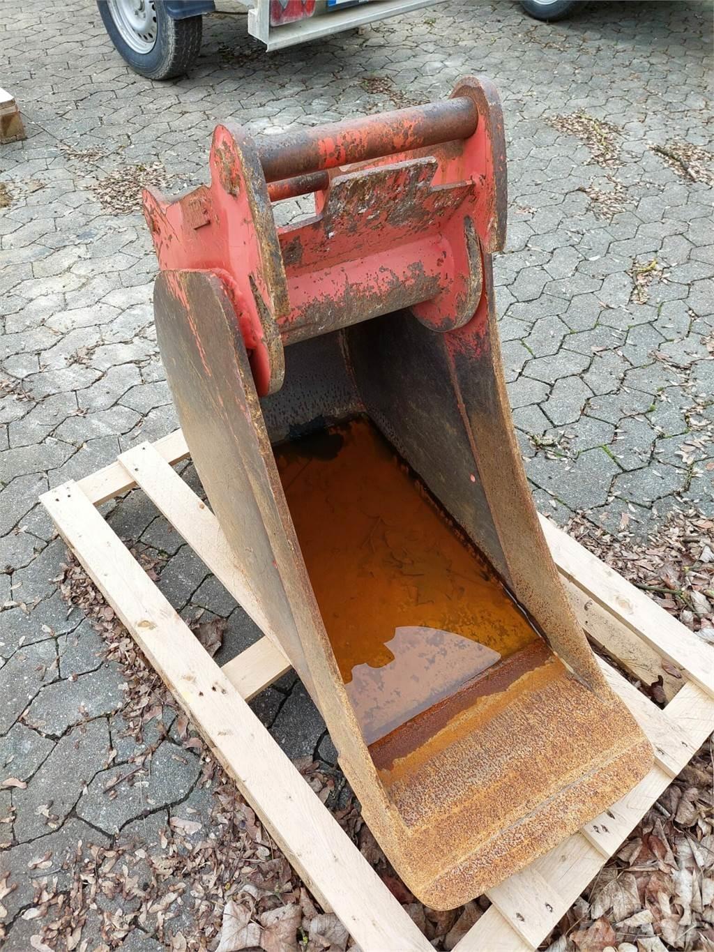 Yanmar SV 85-2PB Roomikekskavaatorid