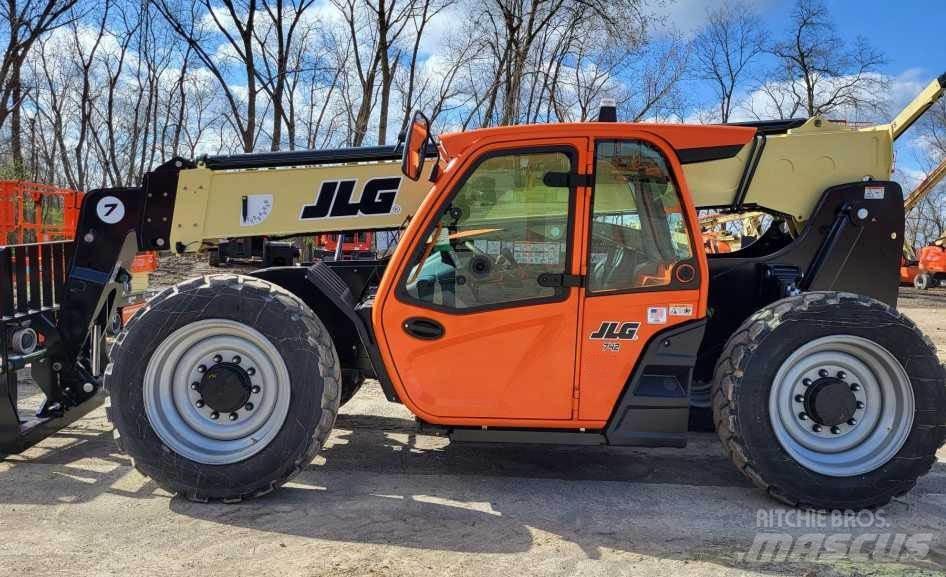 JLG 742 Teleskooplaadurid