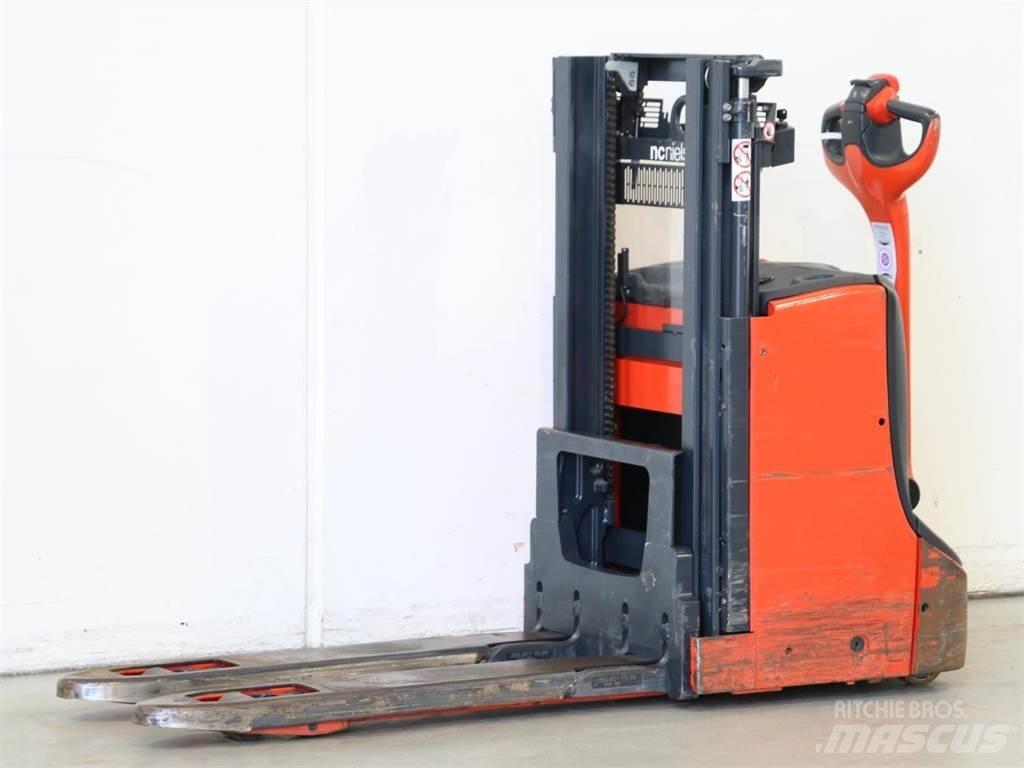Linde D08/1160 Järelkäidavad virnastajad