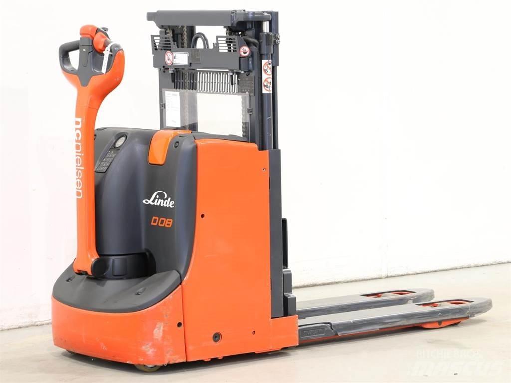 Linde D08/1160 Järelkäidavad virnastajad