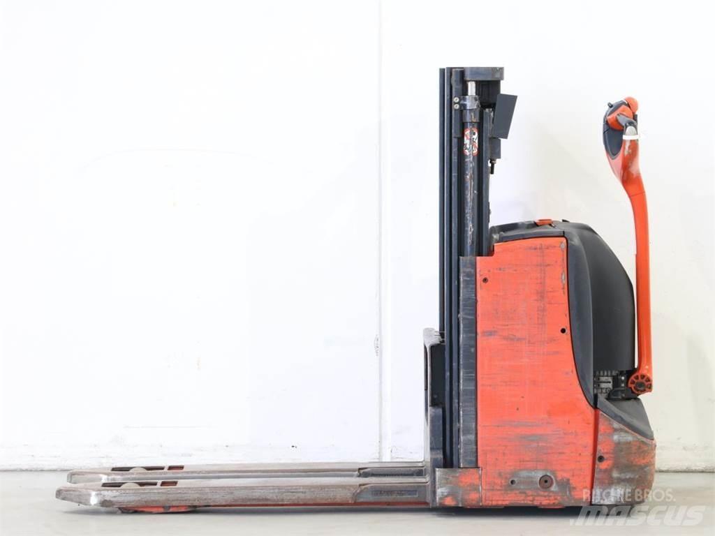 Linde D08/1160-00 Järelkäidavad virnastajad