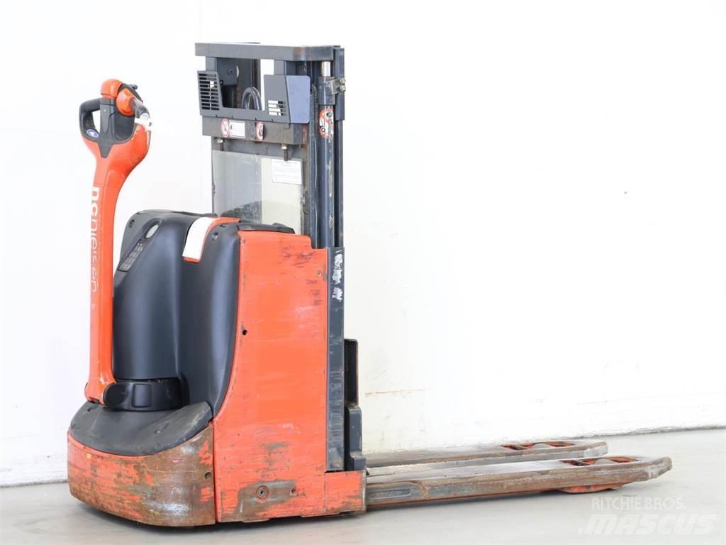 Linde D08/1160-00 Järelkäidavad virnastajad