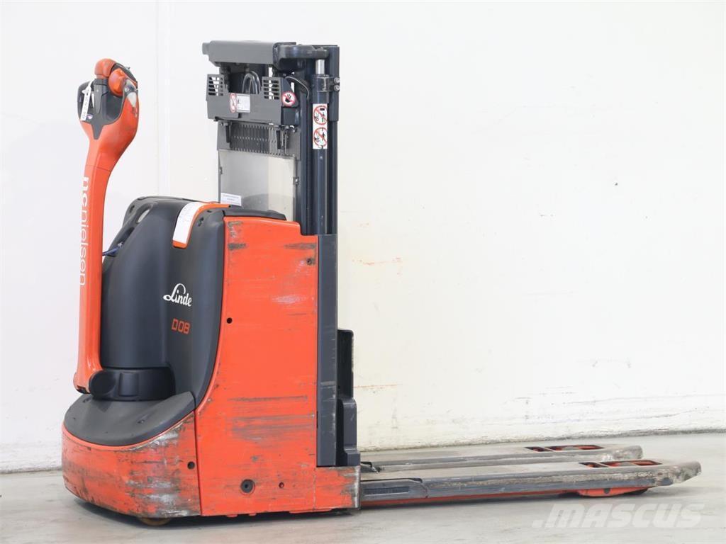 Linde D08/1160-00 Järelkäidavad virnastajad
