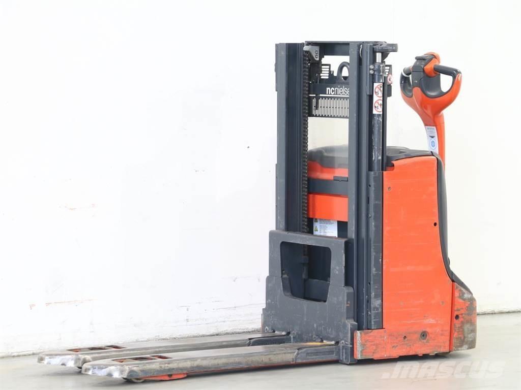 Linde D08/1160-00 Järelkäidavad virnastajad