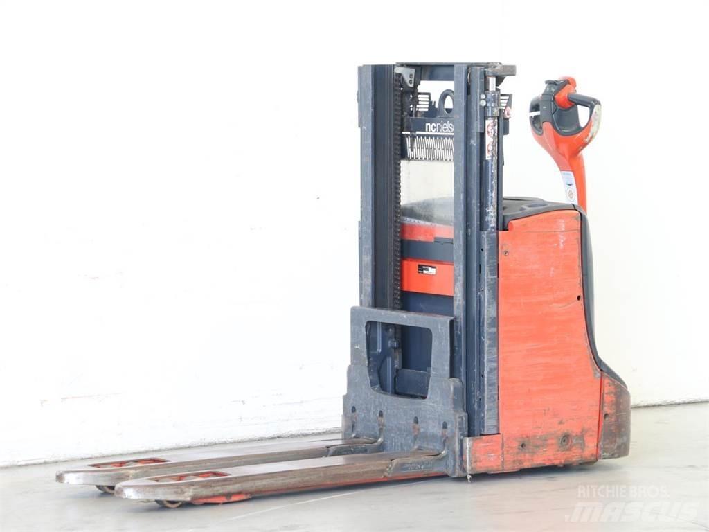 Linde D08/1160-00 Järelkäidavad virnastajad