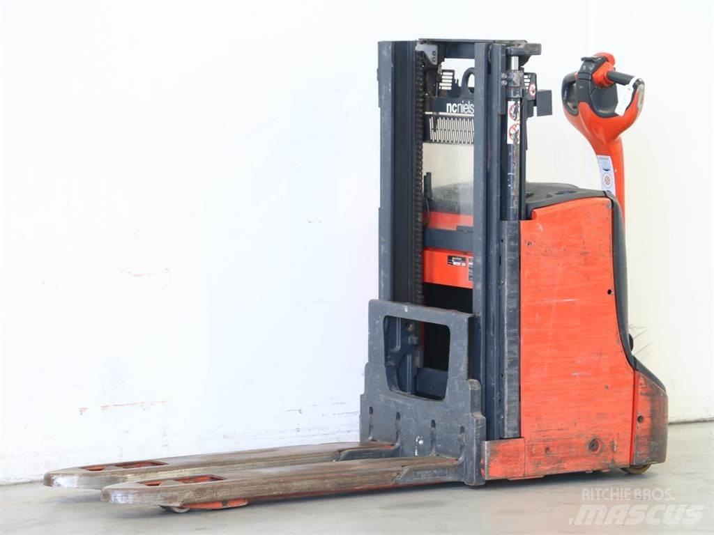 Linde D08/1160-00 Järelkäidavad virnastajad