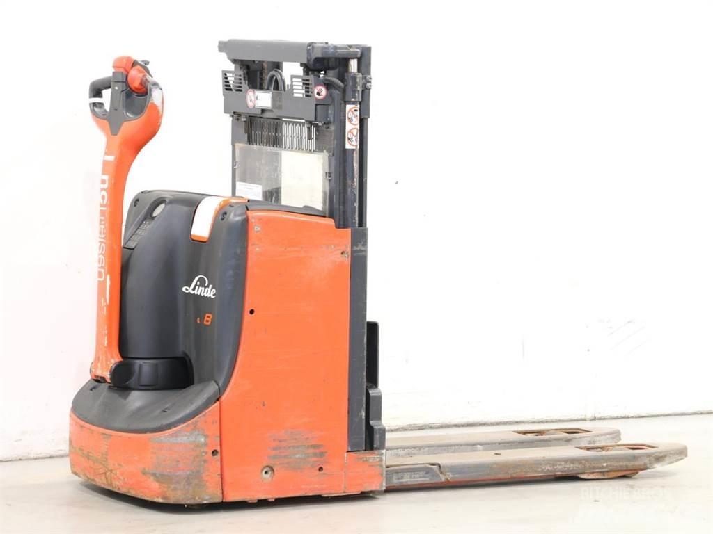 Linde D08/1160-00 Järelkäidavad virnastajad