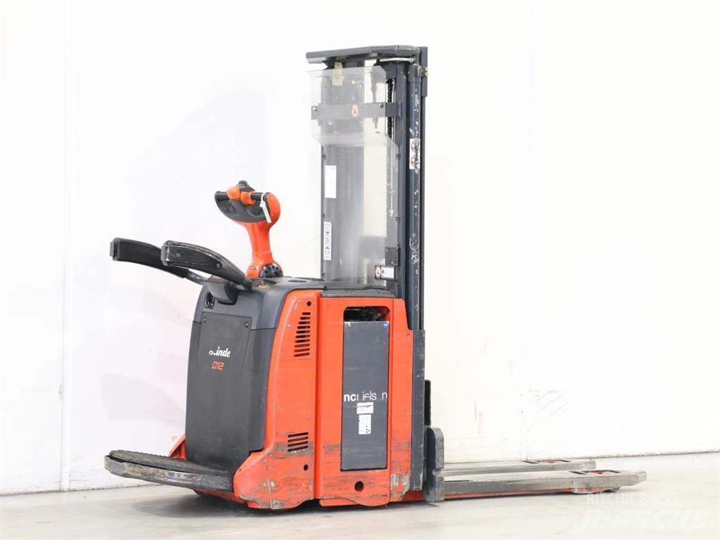 Linde D12AP/133 Järelkäidavad virnastajad