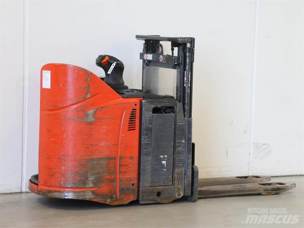 Linde D12HPSP/133 Järelkäidavad virnastajad