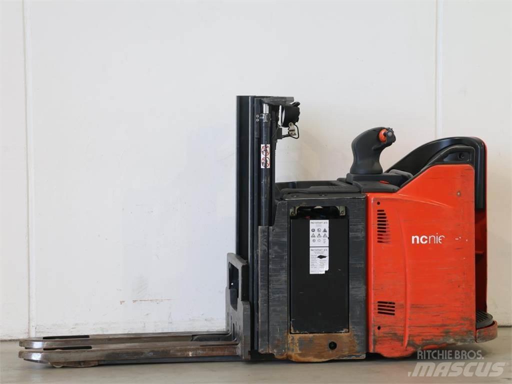 Linde D12HPSP/133-00 Järelkäidavad virnastajad