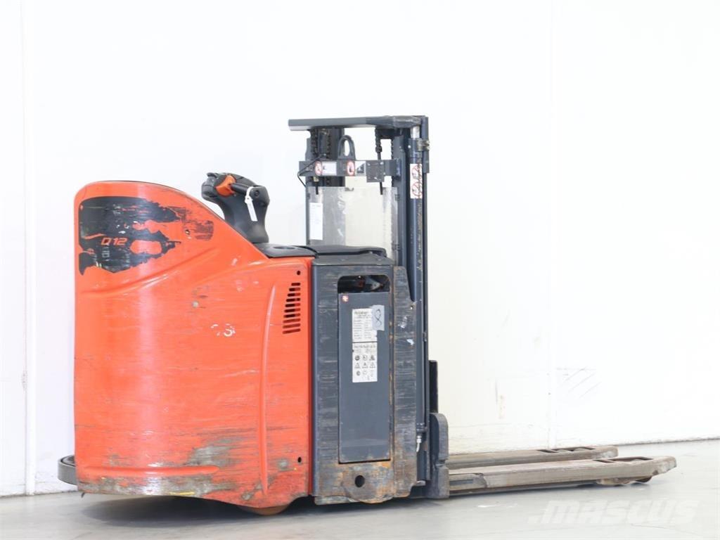 Linde D12SP/133 Järelkäidavad virnastajad
