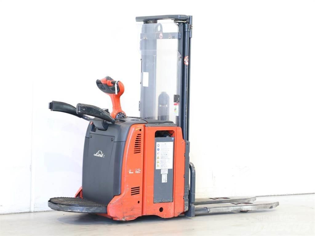 Linde L12AP/133 Järelkäidavad virnastajad
