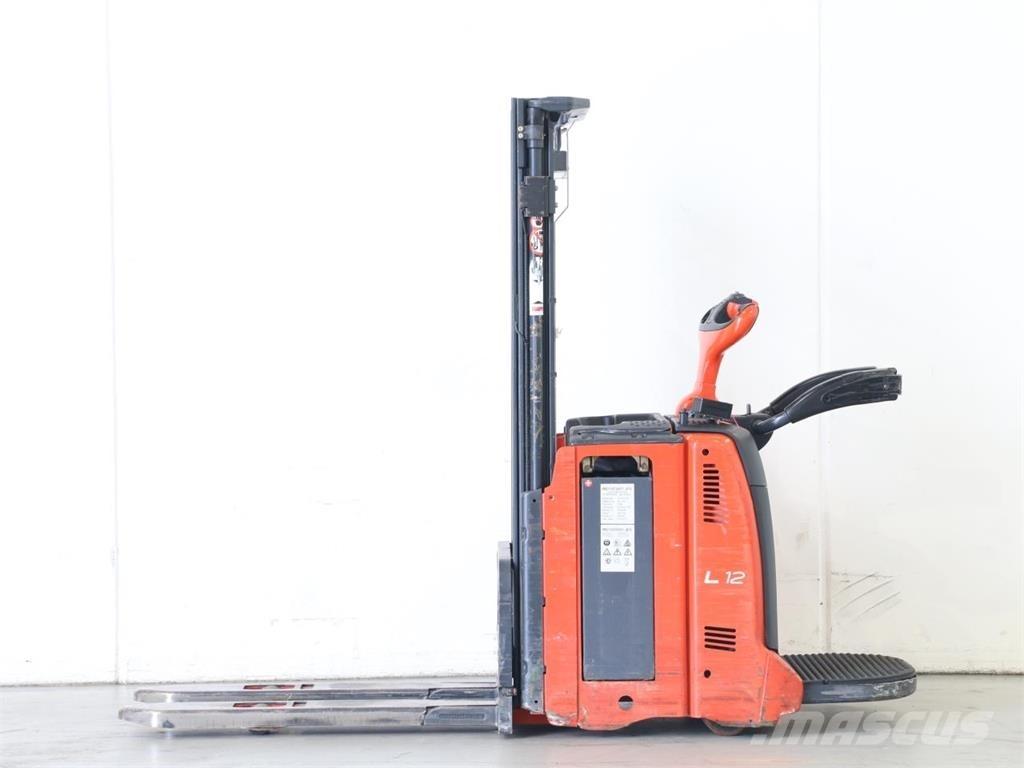 Linde L12AP/133 Järelkäidavad virnastajad