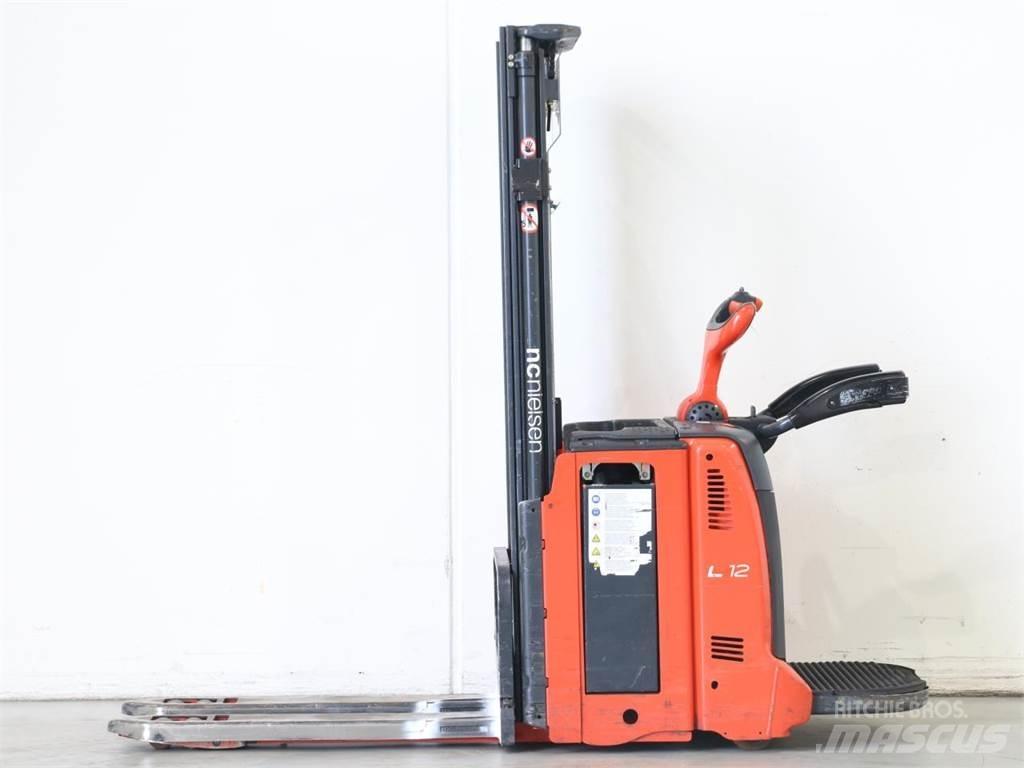 Linde L12LAP/133 Järelkäidavad virnastajad