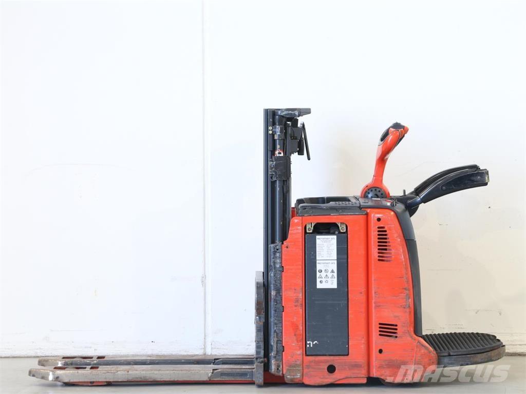 Linde L12LAP/133 Järelkäidavad virnastajad