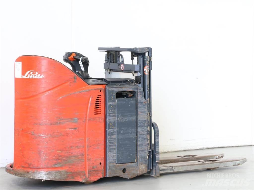 Linde L12SP/133 Järelkäidavad virnastajad