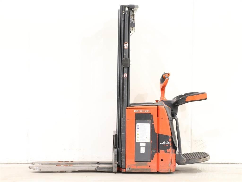 Linde L14AP/1173-00 Järelkäidavad virnastajad