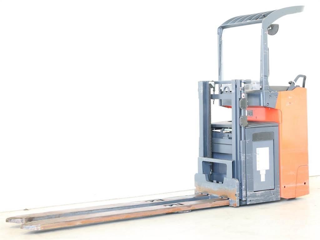 Linde L14R/1174 Järelkäidavad virnastajad