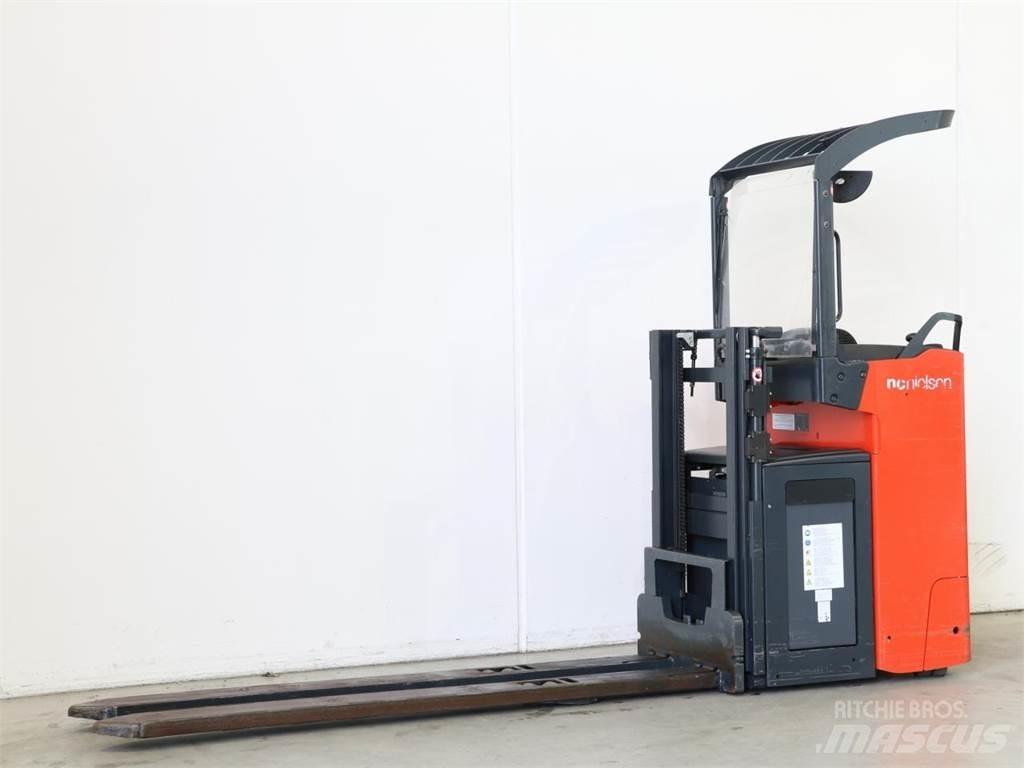 Linde L14R/1174 Järelkäidavad virnastajad