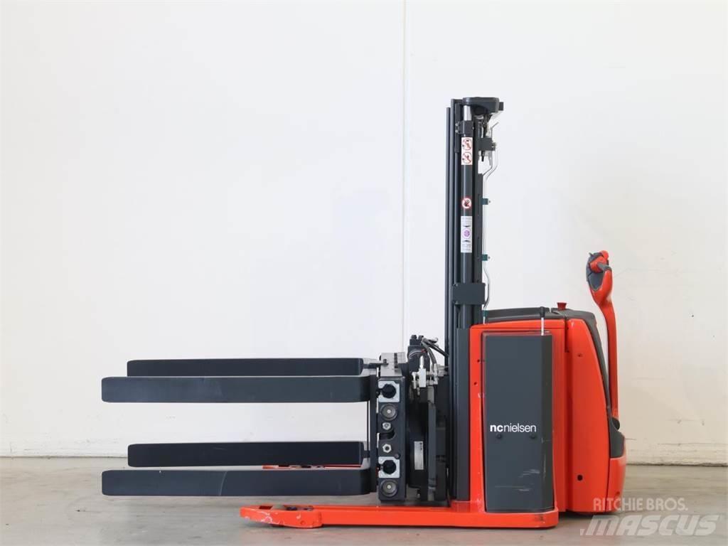 Linde L20/1173-01 Järelkäidavad virnastajad