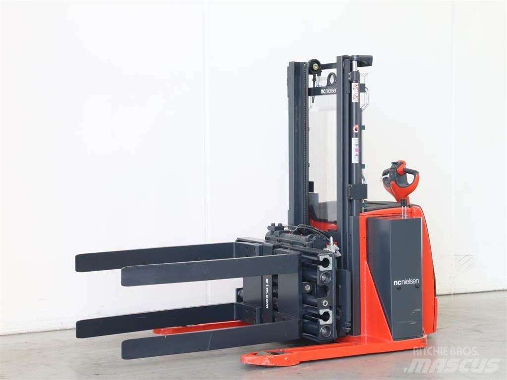 Linde L20/1173-01 Järelkäidavad virnastajad