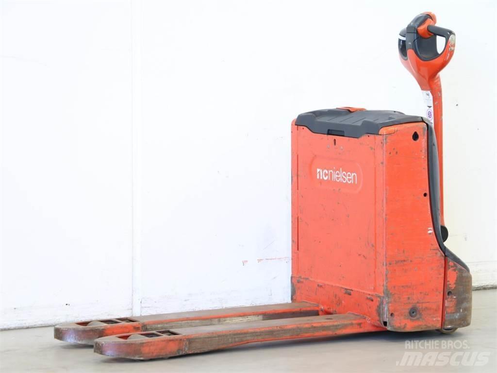 Linde T16/1152 Järelkäidavad virnastajad