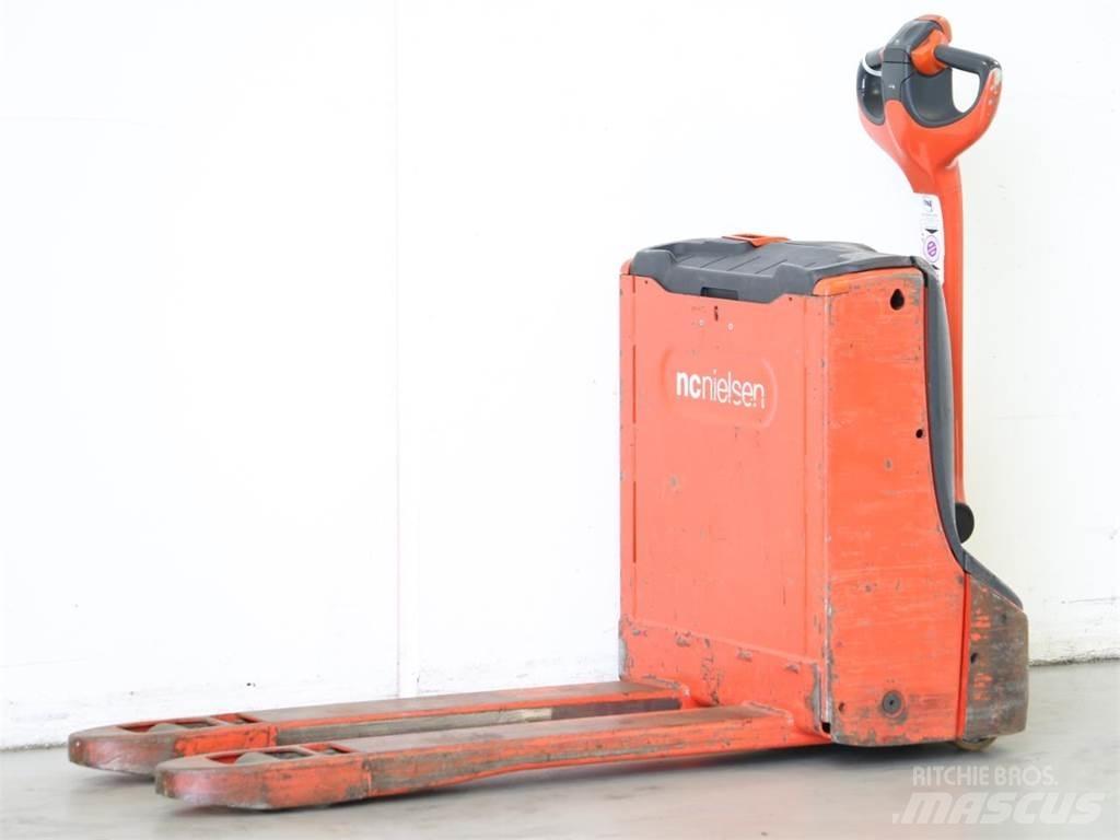 Linde T16/1152 Järelkäidavad virnastajad