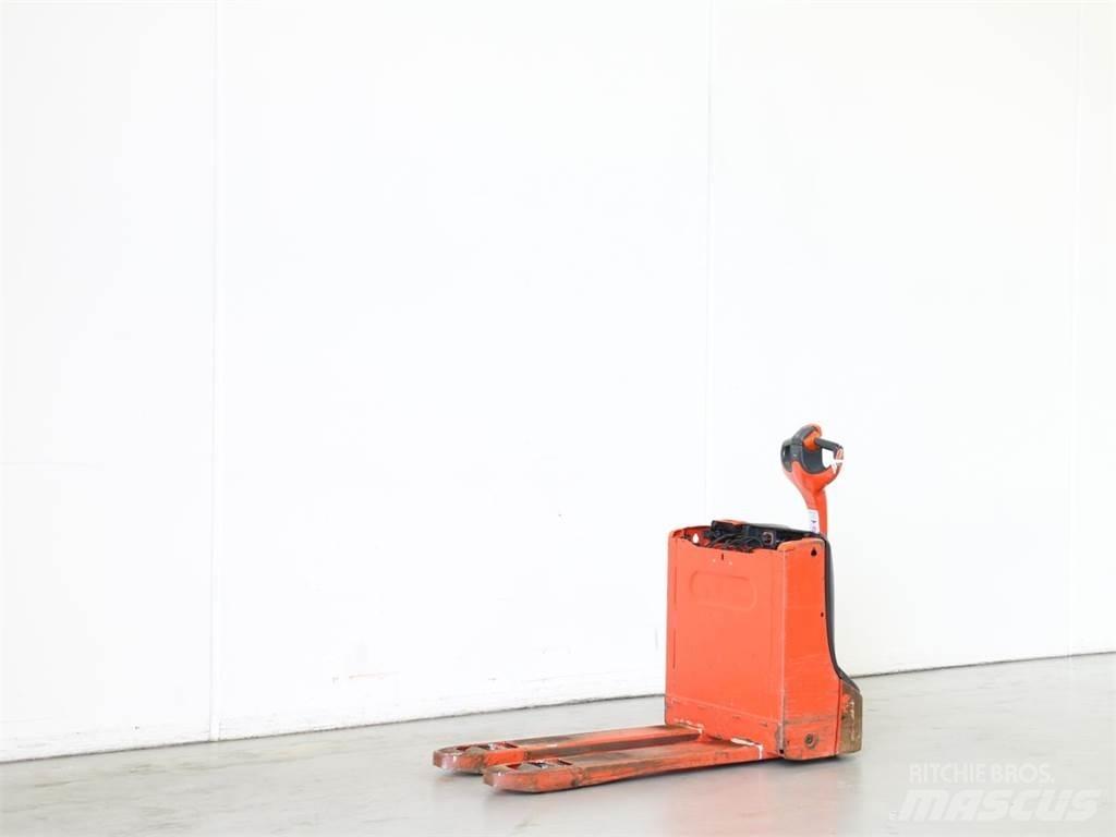 Linde T16/1152 Järelkäidavad virnastajad