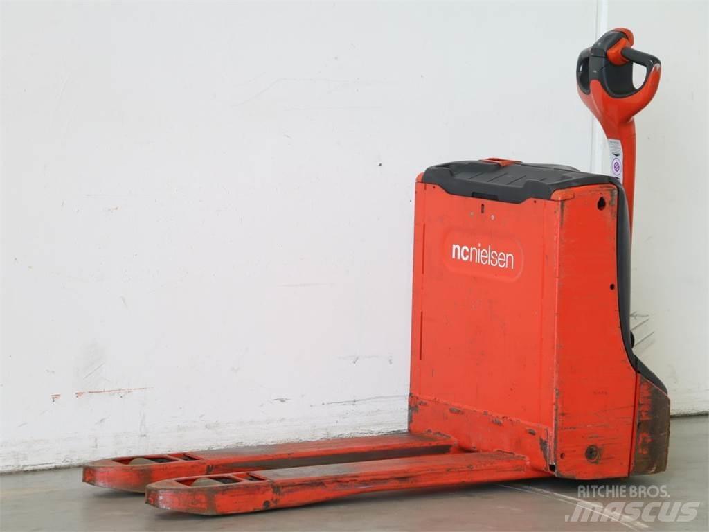 Linde T16/1152 Järelkäidavad virnastajad