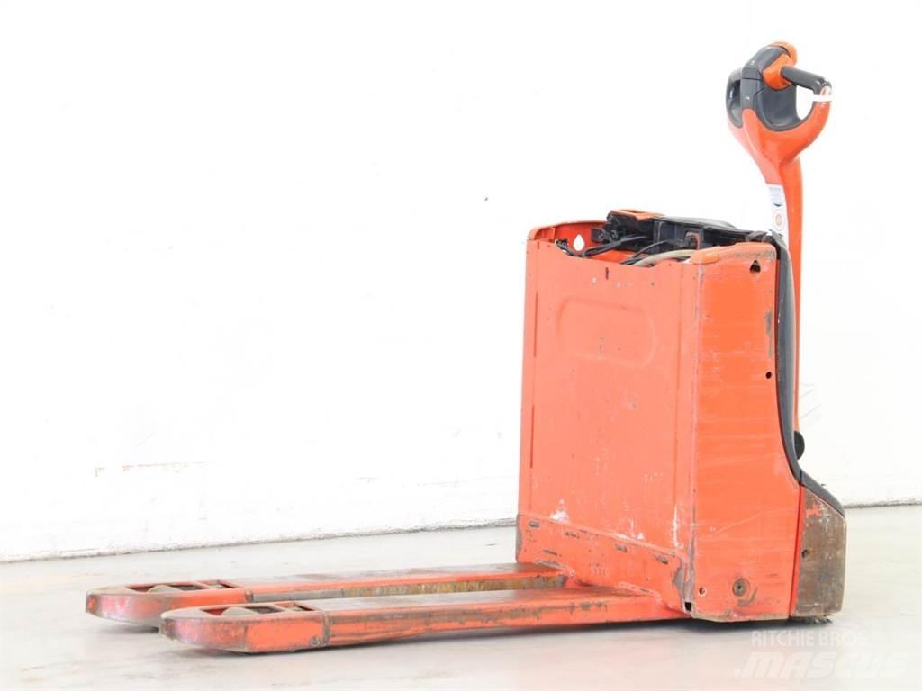 Linde T16/1152 Järelkäidavad virnastajad
