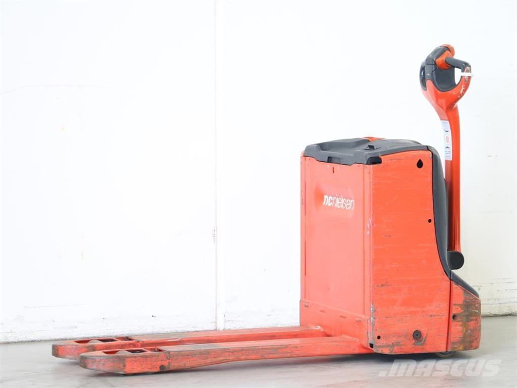 Linde T16/1152 Järelkäidavad virnastajad