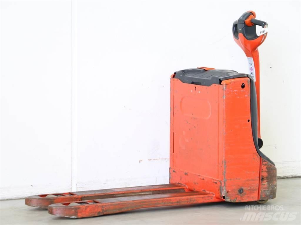 Linde T16/1152 Järelkäidavad virnastajad
