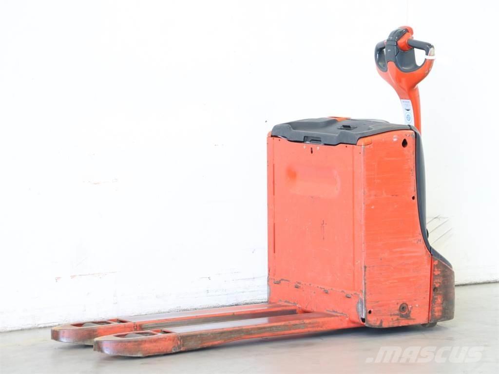 Linde T16/1152 Järelkäidavad virnastajad