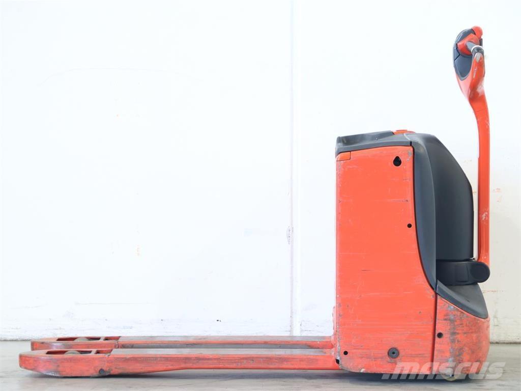 Linde T16/1152 Järelkäidavad virnastajad