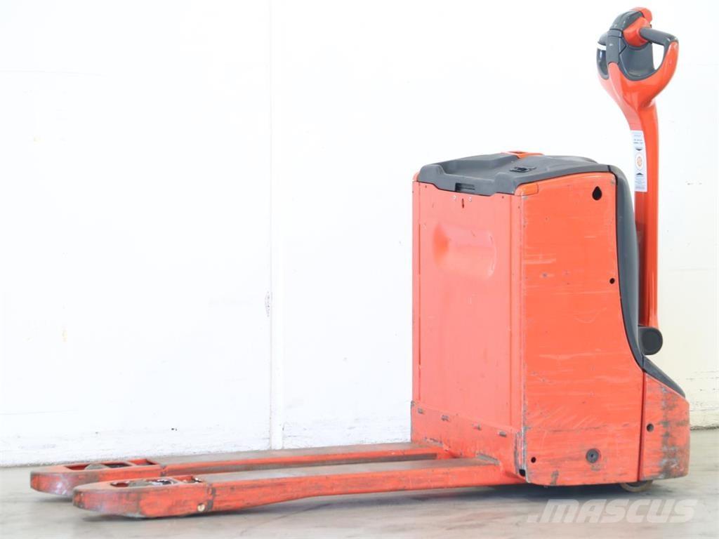 Linde T16/1152 Järelkäidavad virnastajad