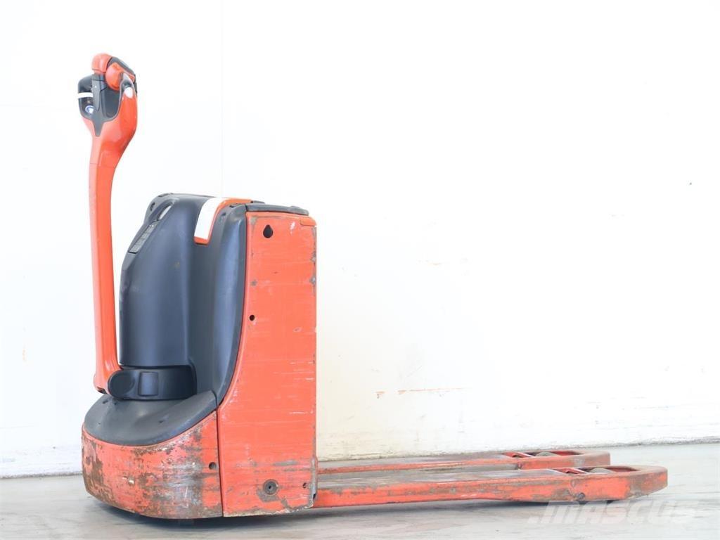 Linde T16/1152 Järelkäidavad virnastajad