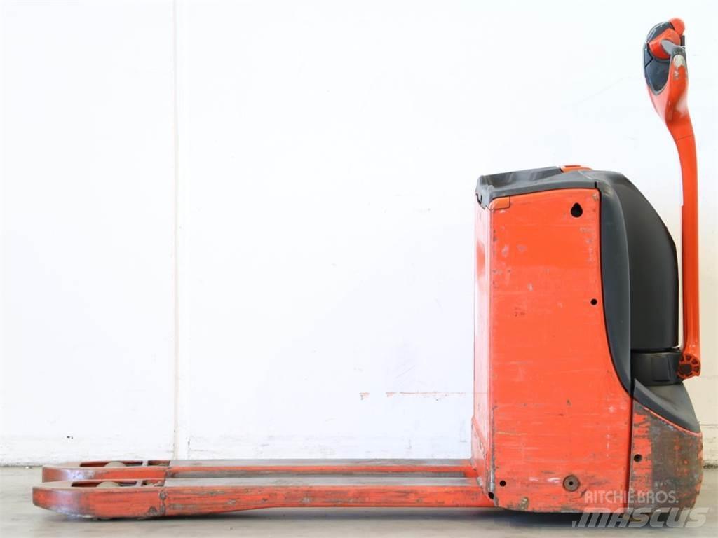 Linde T16/1152-00 Järelkäidavad virnastajad