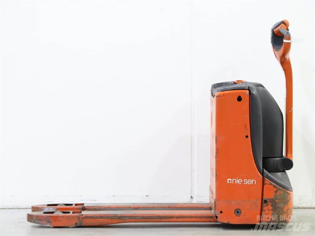 Linde T16/1152-00 Järelkäidavad virnastajad