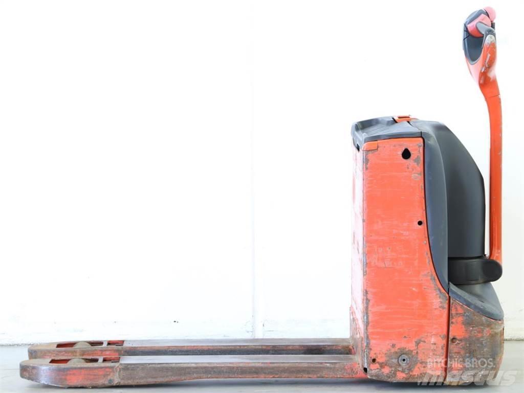Linde T16/1152-00 Järelkäidavad virnastajad