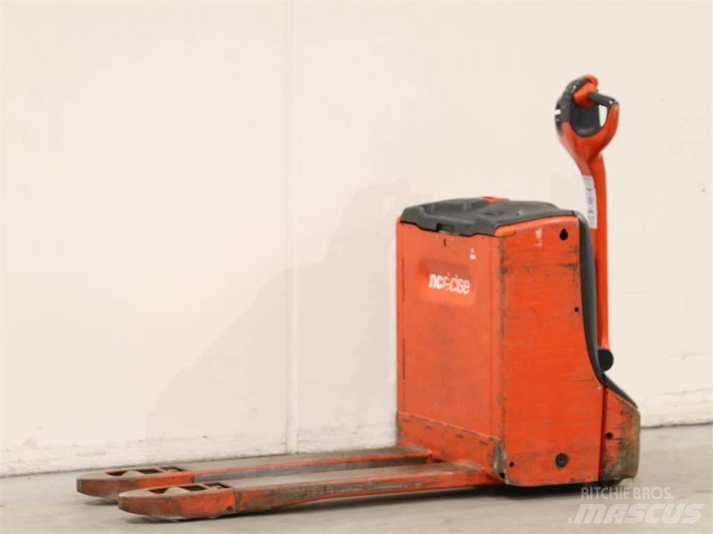 Linde T16/1152-00 Järelkäidavad virnastajad