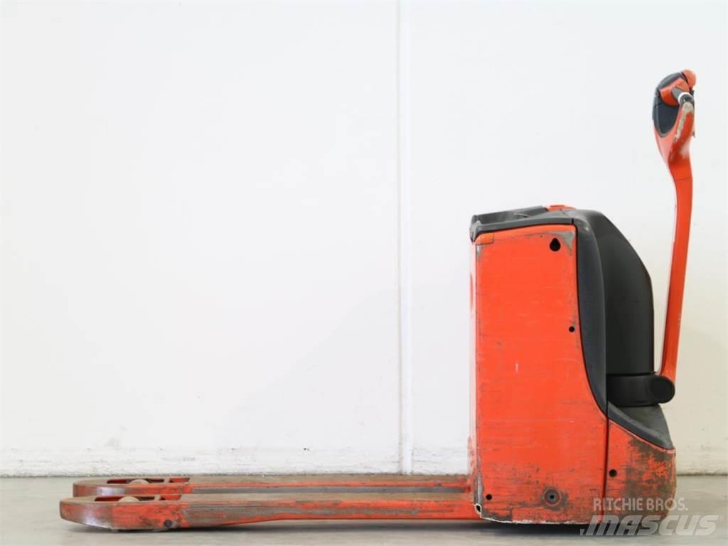 Linde T16/1152-00 Järelkäidavad virnastajad