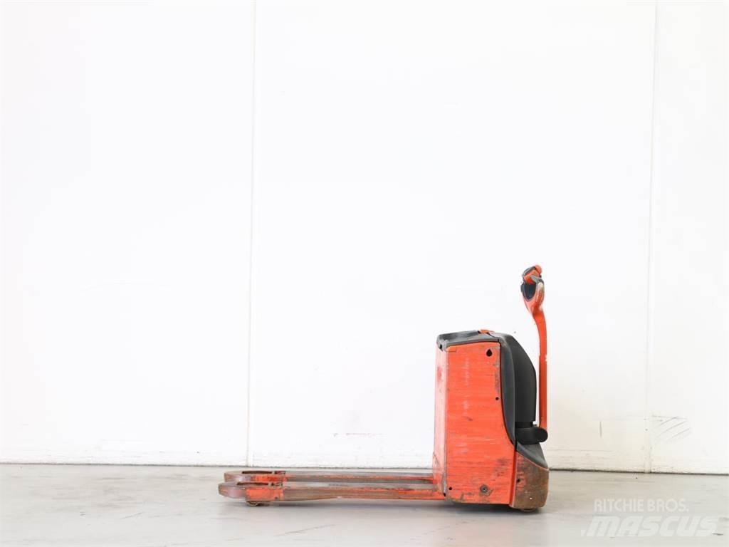 Linde T16/1152-00 Järelkäidavad virnastajad